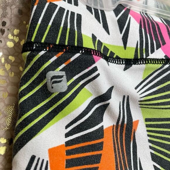 Fabletics Tribal Neon Geo Print Define Mid Rose Crop Legging, M - Picture 4 of 8